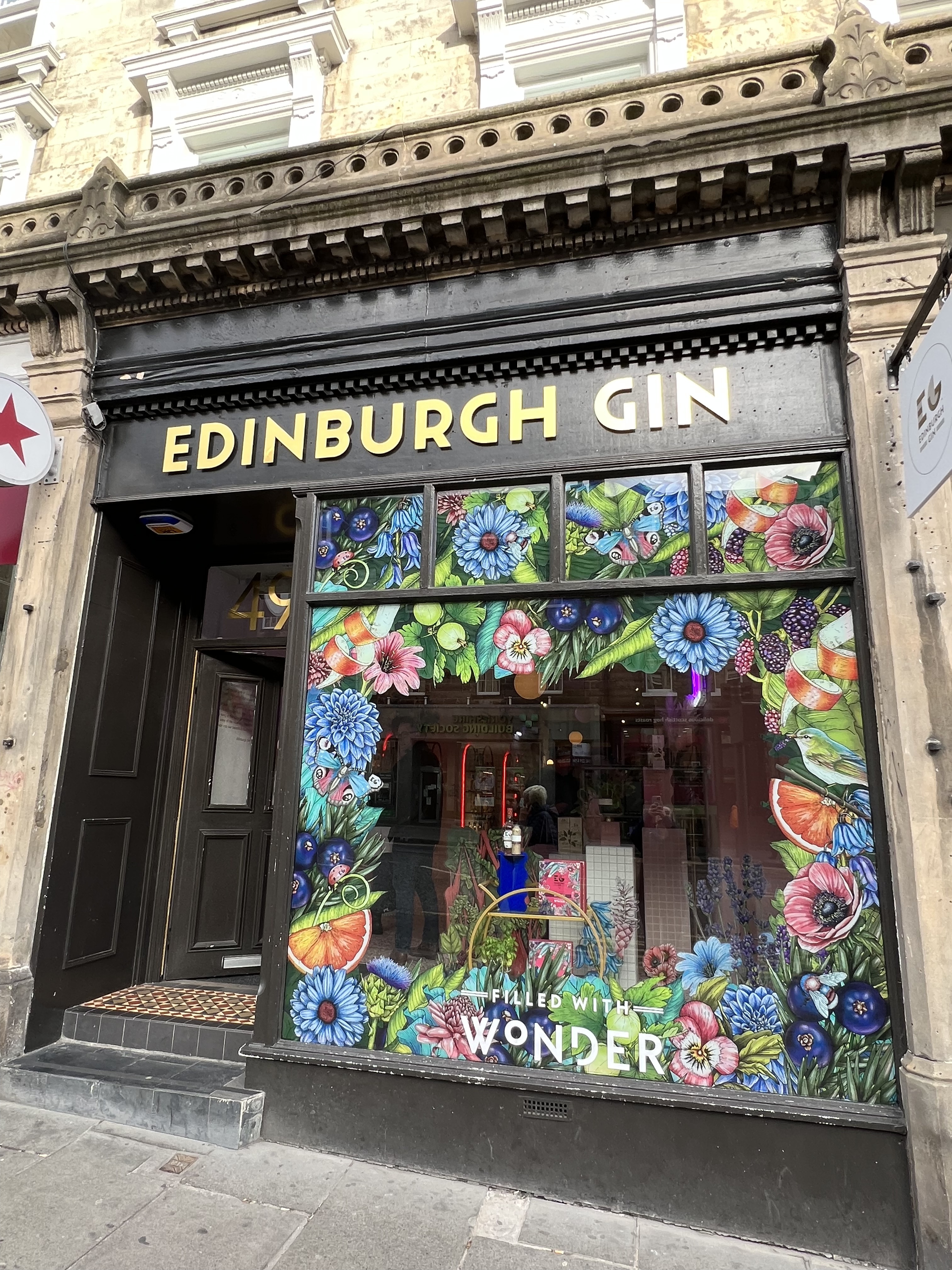 🍷 🏴 What to Drink in Scotland: A Sip-by-Sip Guide to Scottish Drinks Culture