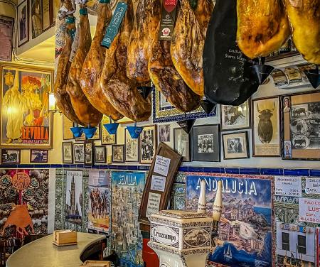 🇪🇸 Exploring Seville: A Day of Tapas and Flamenco