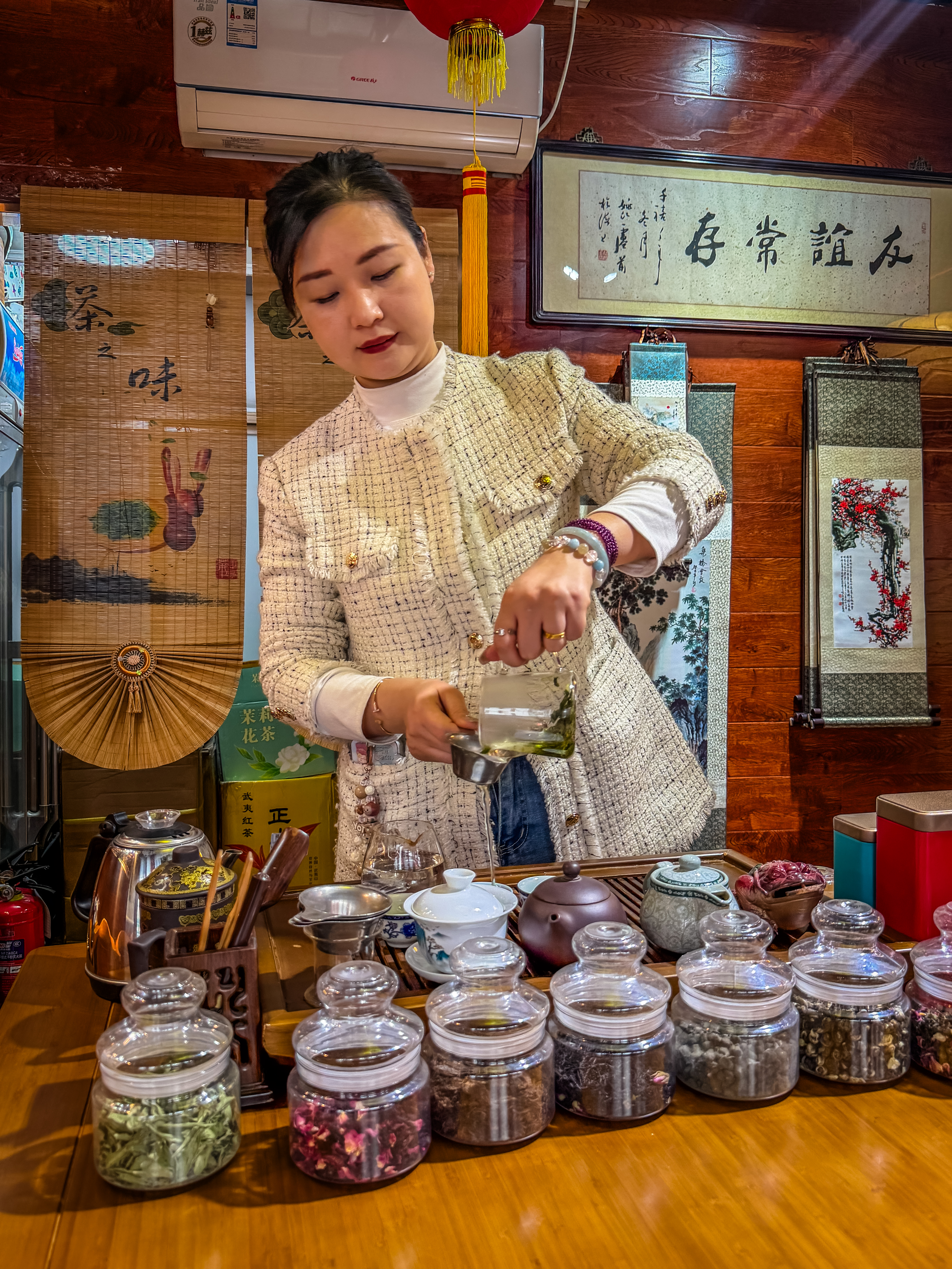 🇨🇳 What to Drink in Shanghai: A Sip-by-Sip Guide to Shanghai’s Drinks Culture